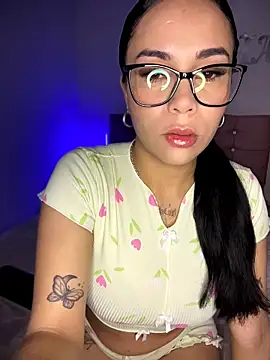 Snapshot of Naatalia chatting on February 2026 01:59:02 AM Naatalia online show from February 2026 01:59:02 AM