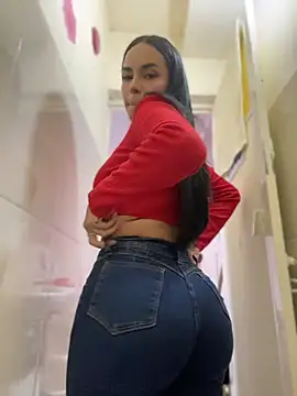 Naatalia online show from July 2026 09:50:01 PM