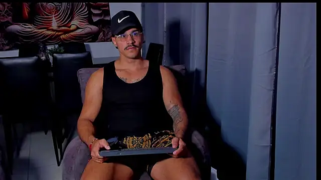 Valentino Dosantos  online show from February 2026 08:31:02 PM