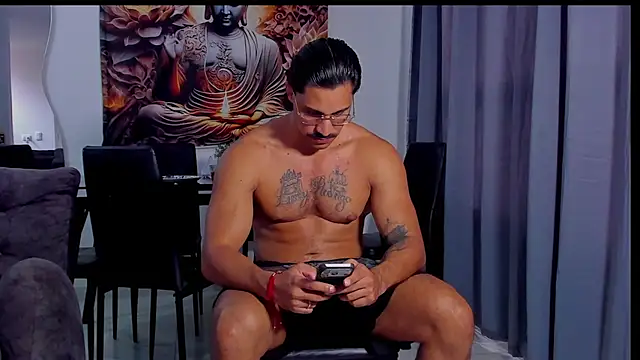 Valentino Dosantos  online show from February 2026 09:13:02 PM