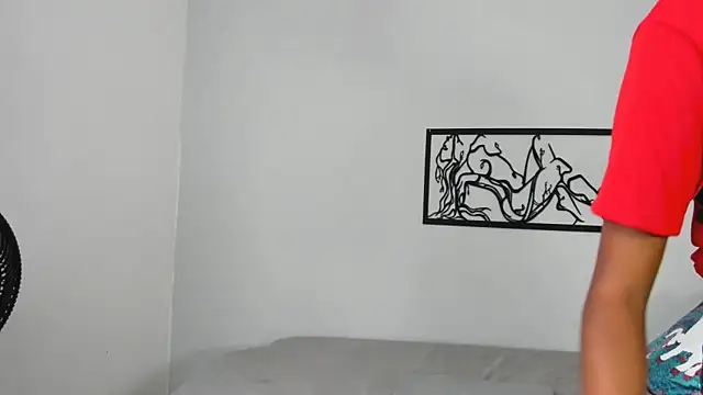 Snapshot of karina-lopez chatting on October 2025 02:07:02 PM karina-lopez online show from October 2025 02:07:02 PM