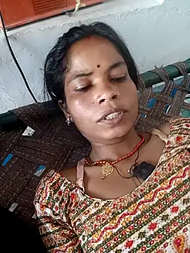 MEENA ROY online show from April 2026 05:47:02 AM