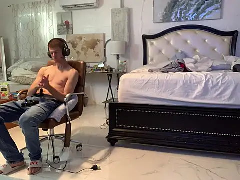 Snapshot of greekmythics chatting on February 2025 01:21:02 PM greekmythics online show from February 2025 01:21:02 PM