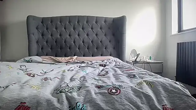 eatmypie69 online show from November 2025 09:34:02 AM