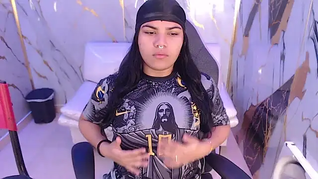 melany rouse18 online show from September 2025 01:00:02 PM