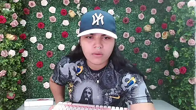 melany rouse18 online show from November 2025 05:23:01 PM