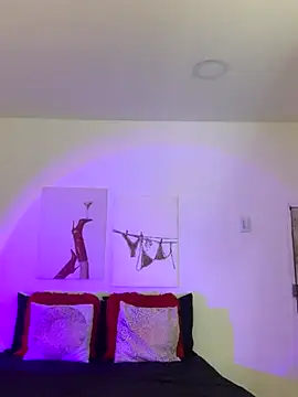 Dahiana Giil online show from September 2025 05:40:01 AM