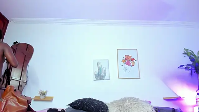 naomy 68 online show from March 2025 10:58:01 PM