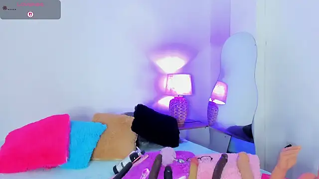 naomy 68 online show from November 2025 03:07:01 AM