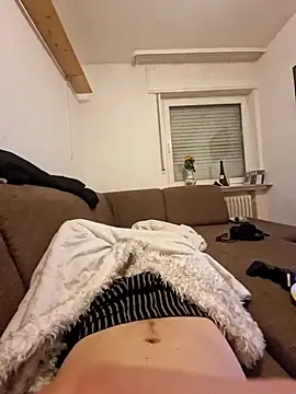 DerechteJunge online show from March 2026 08:45:02 PM