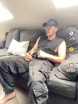 Snapshot of FckM3Hard chatting on May 2026 04:14:02 PM FckM3Hard online show from May 2026 04:14:02 PM