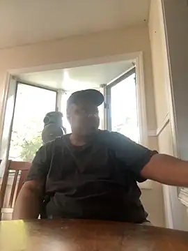 BlueNightsUncle online show from October 2025 02:18:01 PM