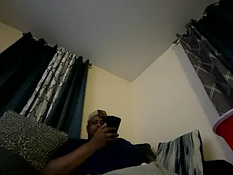 BlueNightsUncle online show from March 2026 03:31:01 AM