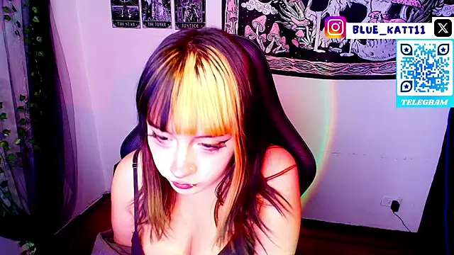Snapshot of blue_katt chatting on July 2026 03:31:02 AM blue katt online show from July 2026 03:31:02 AM