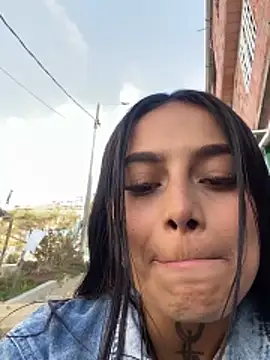 Emily sharlot online show from November 2025 11:32:01 AM