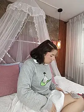 EmmaSulivan online show from February 2025 01:17:02 PM