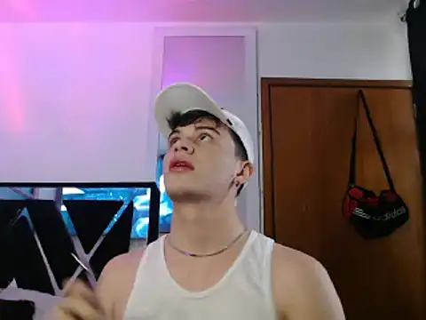 Smith boy 25 online show from February 2025 08:11:02 PM