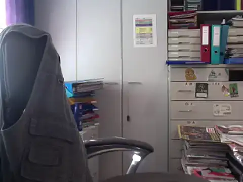 Snapshot of HMStraps01 chatting on December 2024 10:21:01 AM HMStraps01 online show from December 2024 10:21:01 AM