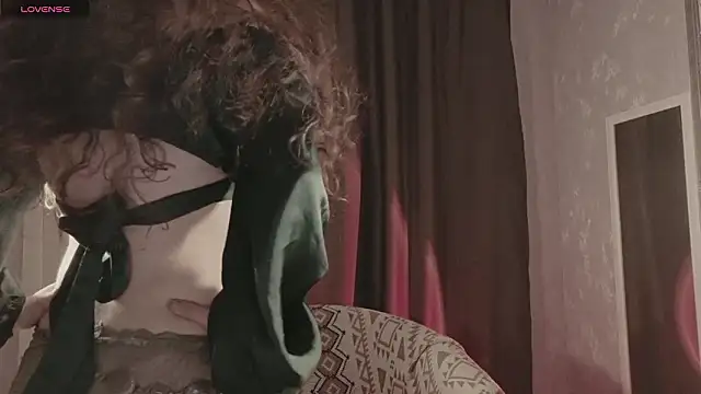 Snapshot of Dizer_clopy chatting on February 2026 08:51:01 PM Dizer clopy online show from February 2026 08:51:01 PM