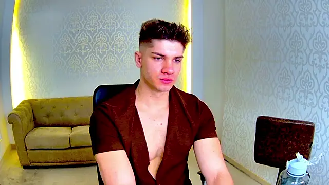 MaxKaiden online show from February 2026 06:02:01 AM