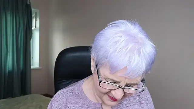 Sandra Snowflake online show from March 2025 03:56:02 AM