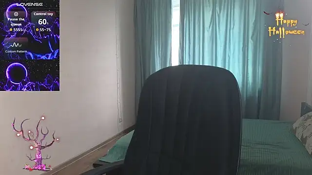 Sandra Snowflake online show from October 2025 11:00:01 AM