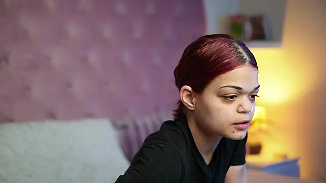 MaiaMini online show from April 2026 07:32:01 PM