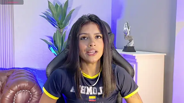 Snapshot of katia_foxxx_ chatting on July 2026 05:39:01 PM katia foxxx online show from July 2026 05:39:01 PM