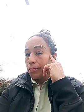 Coeur de luxure online show from October 2025 03:47:02 PM