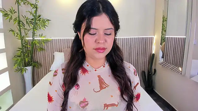 GeorginaReyes online show from June 2026 10:38:02 PM