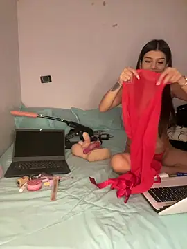 Snapshot of Ohno101 chatting on March 2025 05:15:01 PM Ohno101 online show from March 2025 05:15:01 PM