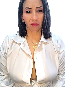 Snapshot of Mrsvictoriaaa chatting on September 2025 07:30:02 PM Mrsvictoriaaa online show from September 2025 07:30:02 PM