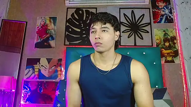 LiamAndrewzz online show from March 2026 03:32:01 AM