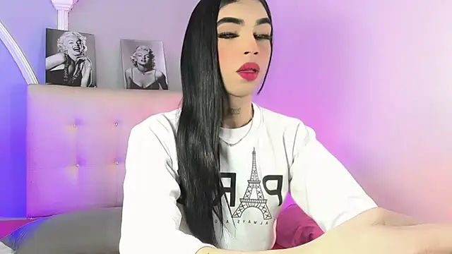 Snapshot of Brytany_TiffanySX chatting on March 2025 12:11:02 PM Brytany TiffanySX online show from March 2025 12:11:02 PM