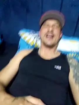 Iuver online show from February 2026 09:05:02 PM