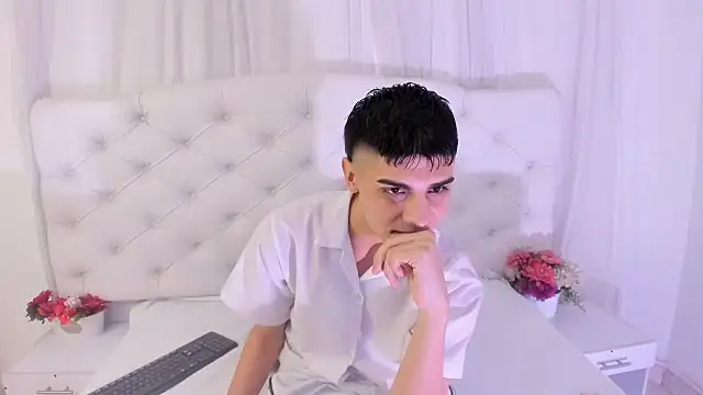 frank jhonsson online show from October 2025 07:11:01 PM