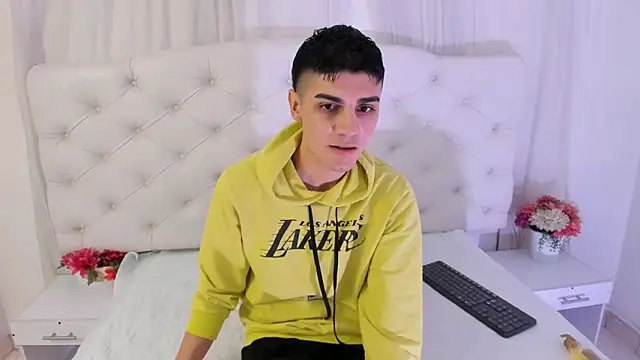 frank jhonsson online show from October 2025 06:52:01 PM