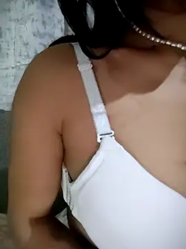 ElaRuil69 online show from February 2026 02:26:01 AM