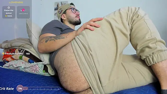 Snapshot of jeyco_santino chatting on December 2025 01:03:02 AM jeyco santino online show from December 2025 01:03:02 AM