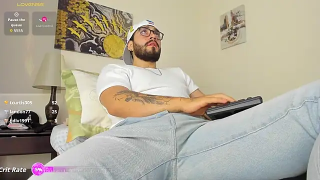 Snapshot of jeyco_santino chatting on February 2026 02:06:02 AM jeyco santino online show from February 2026 02:06:02 AM