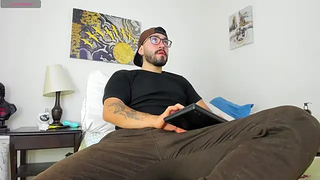 jeyco santino online show from April 2026 01:39:01 AM