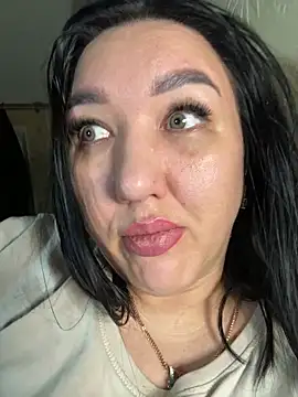 Naughtbaby 2025 online show from November 2025 04:01:02 AM