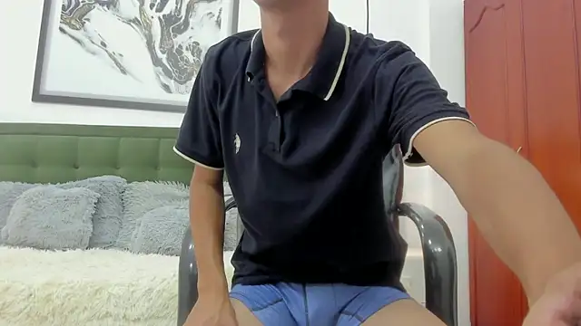 Johann sex online show from April 2026 05:40:01 PM