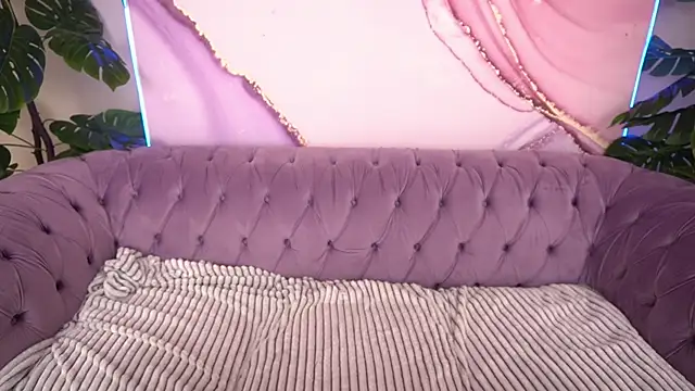 PaigePrado online show from July 2026 05:51:02 PM