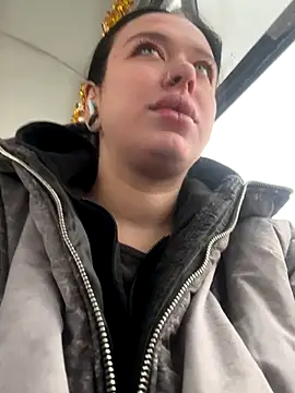 AlishaPrettyBlade online show from December 2025 05:48:02 AM