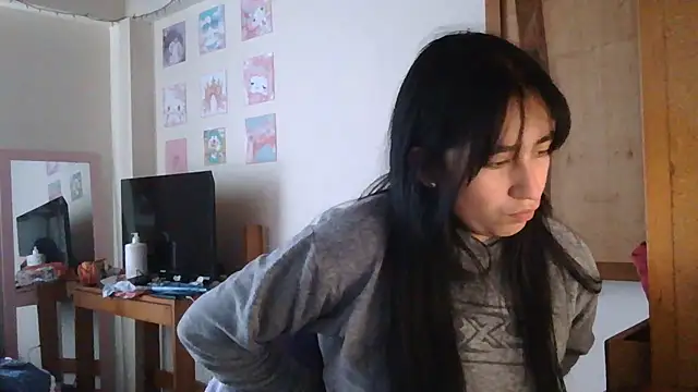 Arielle lov online show from November 2025 03:03:01 PM