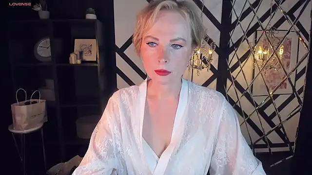 Sandra Kind online show from February 2025 05:35:01 AM