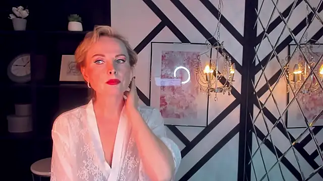 Sandra Kind online show from February 2025 05:43:02 AM