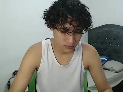 Boy coll online show from May 2026 05:13:01 AM