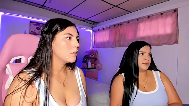 Cristal Smith20 online show from June 2026 01:03:02 PM